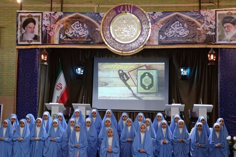 تصاویر/ جمع‌خوانی قرآن کریم در شهرستان تکاب