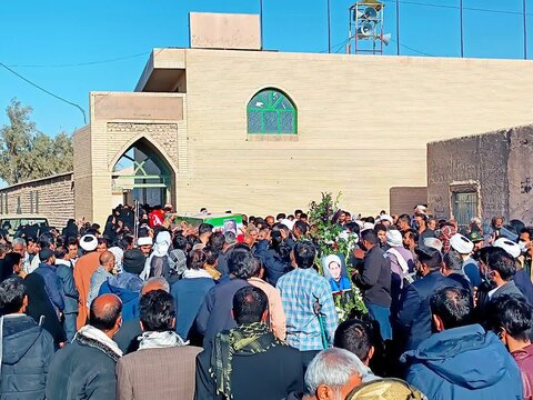 مراسم تشییع روحانی جهادگر شهید صادق محمودی