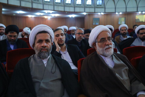 تصاویر / مراسم دیدار همکاران محترم مدیریت حوزه علمیه قم با آیت الله اعرافی