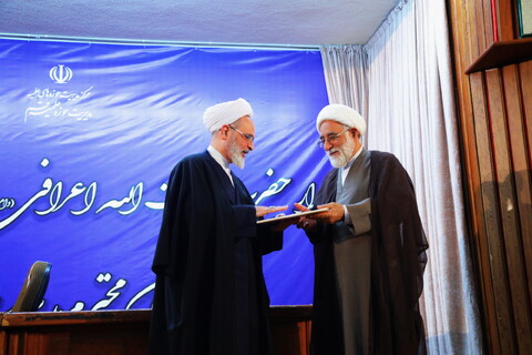 تصاویر / مراسم دیدار همکاران محترم مدیریت حوزه علمیه قم با آیت الله اعرافی