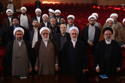 تصاویر / مراسم دیدار همکاران محترم مدیریت حوزه علمیه قم با آیت الله اعرافی