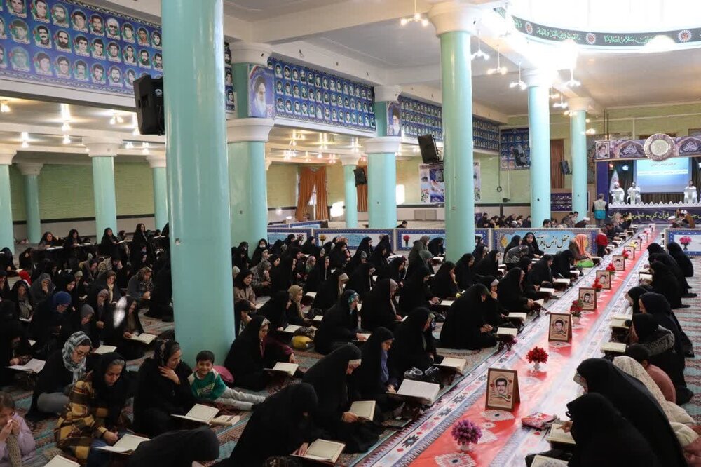 تصاویر/ جمع‌خوانی قرآن کریم در شهرستان تکاب