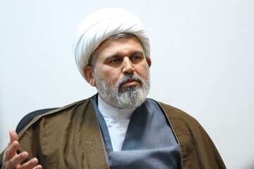 آمریکا دنبال تحمیل خواسته‌های خود در مذاکره است / ایران زیر بار زور و ذلت نمی‌رود