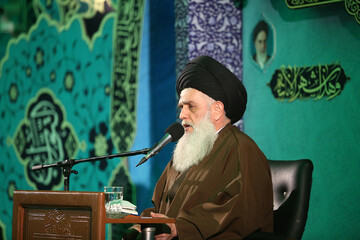 روضه سیدالشهدا(ع) جامعه را بیمه می‌کند