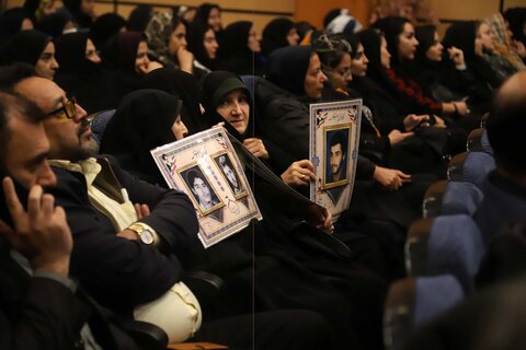 تصاویر /  آیین همدلی بانوان الوند برای آزادسازی زنان زندانی جرائم غیرعمد