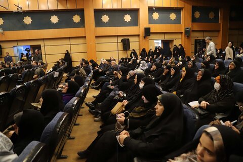 تصاویر /  آیین همدلی بانوان الوند برای آزادسازی زنان زندانی جرائم غیرعمد