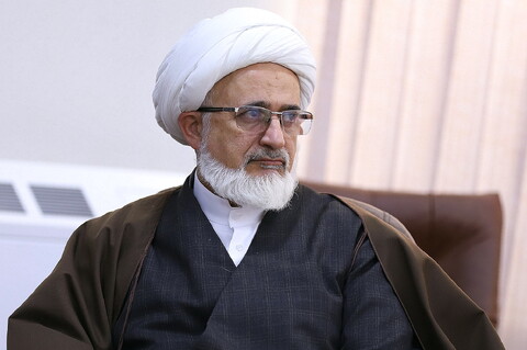 تصاویر/ دیدار اعضای هیئت امنای موسسه آموزش عالی اخلاق و تربیت با آیت الله اعرافی