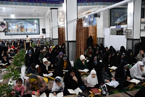 تصاویر/ مراسم جزء خوانی قرآن کریم در مسجد در مسجد حضرت فاطمه الزهرا (س) قمسال  خوی