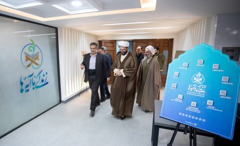 تصاویر/بازدید استاندار مرکزی از نمایشگاه محتوایی نهضت "زندگی با آیه‌ها"