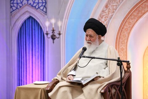 حقیقی مؤمن دشمن کی دھمکیوں سے نہیں ڈرتا بلکہ اس کے سامنے ثابت قدم رہتا ہے