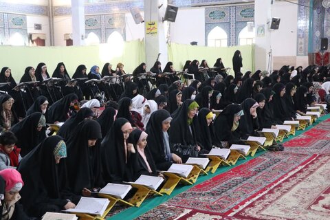 تصاویر برگزاری مراسم جزخوانی قرآن کریم در بروجرد