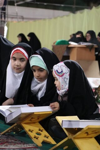 تصاویر برگزاری مراسم جزخوانی قرآن کریم در بروجرد