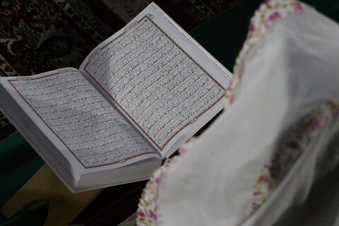 تصاویر برگزاری مراسم جزخوانی قرآن کریم در بروجرد