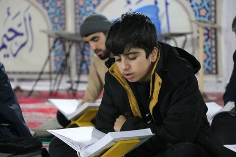 تصاویر برگزاری مراسم جزخوانی قرآن کریم در بروجرد
