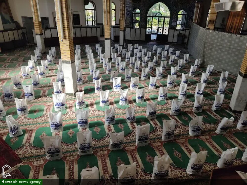 توزیع یک‌هزار بسته معیشتی بین نیازمندان لرستان