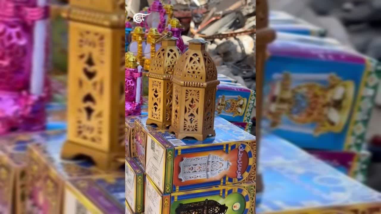 بالفيديو/ أهالي غزة يزرعون البسمة في شهر رمضان المبارك رغم الدمار وانعدام مقومات الحياة