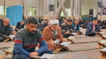 تصاویر/ جلسه جزءخوانی قرآن شهرستان رابُر