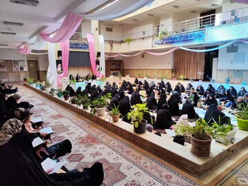 تصاویر/ مراسم جمع خوانی قرآن کریم در مدرسه علمیه ریحانة الرسول ارومیه