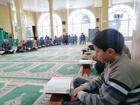جلسه قرآن اختیار آباد
