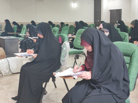 تصاویر/ برگزاری آزمون المپیاد علمی حوزه علمیه خواهران استان بوشهر