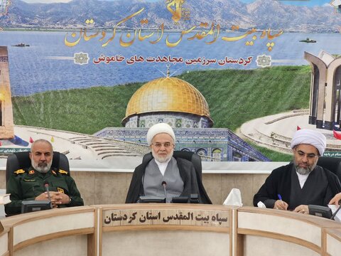 تصاویر/نشست مجمع استادیاران شبکه تربیتی صالحین استان کردستان