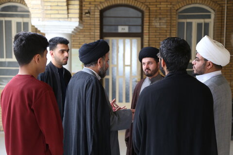 تصاویر/نشست صمیمانه مدیر حوزه علمیه خوزستان با طلاب مدرسه امام صادق(ع) شهرستان سوسنگرد