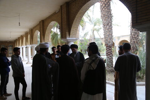 تصاویر/نشست صمیمانه مدیر حوزه علمیه خوزستان با طلاب مدرسه امام صادق(ع) شهرستان سوسنگرد