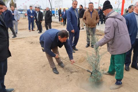 مراسم روز درخت کاری با حضور امام جمعه اسلامشهر