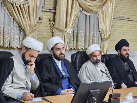 تصاویر/چهارمین همایش فصلی روحانیون شاغل در انتظامی، مرزبانی و یگان ویژه کردستان