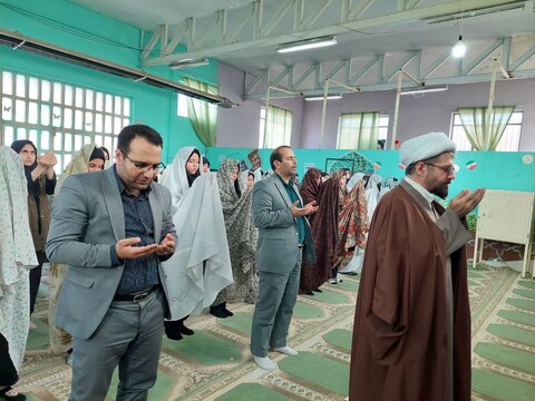 تصاویر / سخنرانی امام جمعه شهرستان خرمدره در آموزشگاه دخترانه رافت