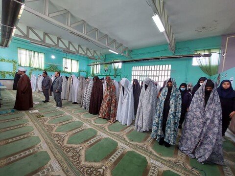 تصاویر / سخنرانی امام جمعه شهرستان خرمدره در آموزشگاه دخترانه رافت