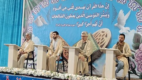 تصاویر/ مراسم جمع خوانی قرآن کریم در شاهین دژ