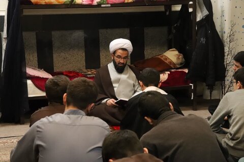 تصاویر/ سلسله نشست های اخلاقی طلاب مدرسه علمیه امام خامنه ای ارومیه