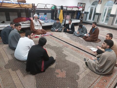 تصاویر/ سلسله نشست های اخلاقی طلاب مدرسه علمیه امام خامنه ای ارومیه