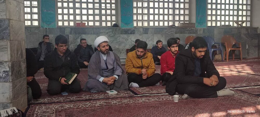 مسابقات قرآنکریم و حدیث حوزههای علمیه برادران استان زنجان برگزار شد + تصاویر