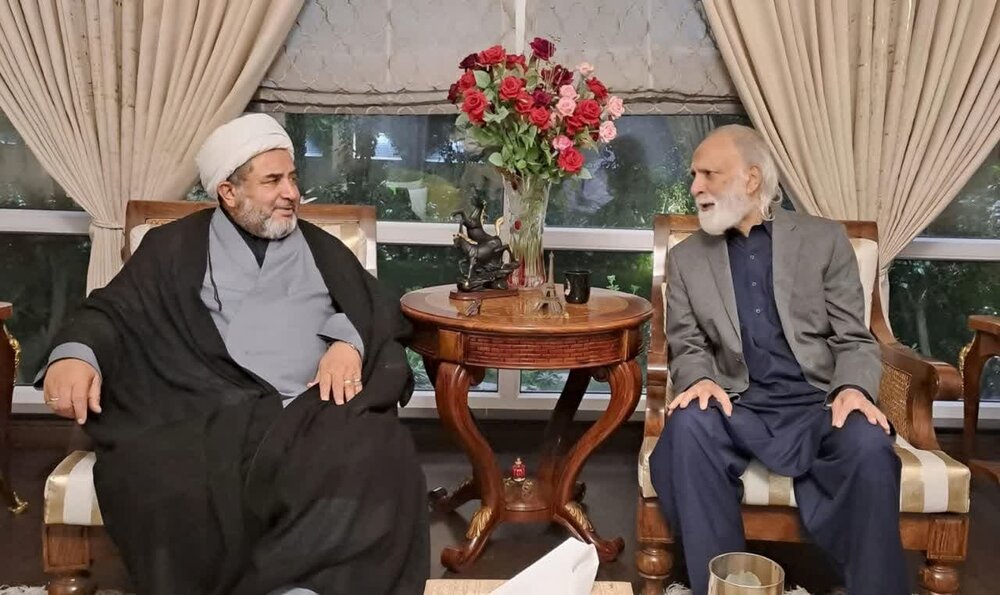 علامہ عارف حسین واحدی کی سابق وفاقی وزیر سید منیر حسین گیلانی سے ملاقات / مختلف امور پر تفصیلی اور مفید گفتگو