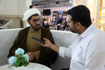 ارتباط با خدا و معنویت اصیل، درمانگر بسیاری از معضلات امروز بشر است