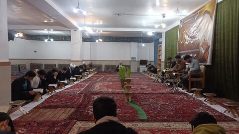 تصاویر/ محفل انس با قران کریم در مدرسه علمیه خوی