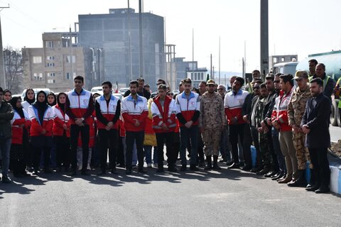 تصاویر/ کاشت نهال توسط امام جمعه خوی