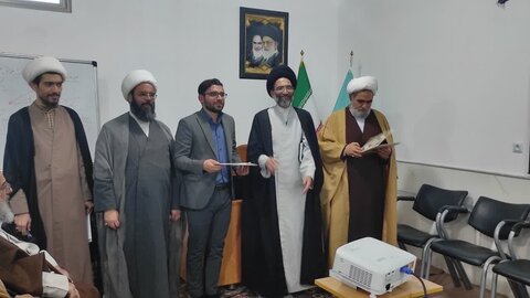 تصاور/اختتامیه  دومین جشنواره فرهنگی هنری ستادهای برگزاری نمازجمعه منطقه کاشان