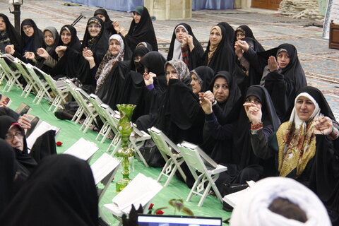 تصاویر /برگزاری محفل قرانی امت پیروز ویژه بانوان در راستای طرح زندگی با آیه ها