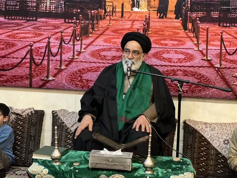 تصاویر حضور رئیس شورای هماهنگی تبلیغات اسلامی استان تهران در محفل قرآنی