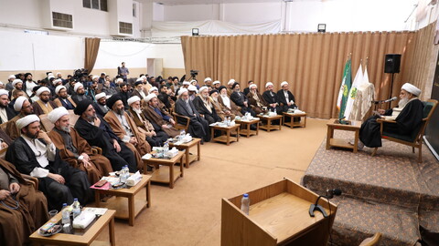 تصاویر/ آیین رونمایی از احیای کتاب گرانسنگ « عبقات الأنوار»