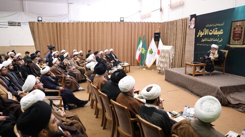 تصاویر/ آیین رونمایی از احیای کتاب گرانسنگ « عبقات الأنوار»