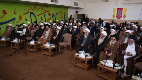 تصاویر/ آیین رونمایی از احیای کتاب گرانسنگ « عبقات الأنوار»