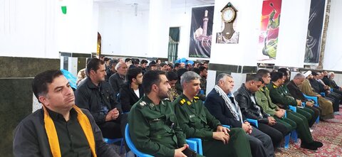 مراسم تجلیل از بسیجیان پایگاه سردار شهید قریه میرزایی راین