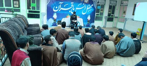 تصاویر اجرای برنامه های قرآنی و مناجات خوانی طلاب نورآبادی