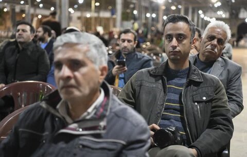 تصاویر| «ضیافت نور» دیدار رمضانی جمعی از خبرنگاران، مسئولین و کارکنان صداوسیما، هلال احمر و برخی از دستگاه های اجرایی با نماینده ولی فقیه در فارس