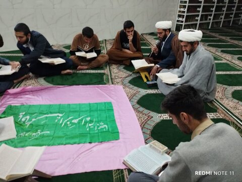 تصاویر مراسم جز خوانی قرآن کریم طلاب پلدختری