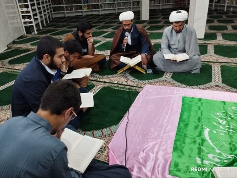 تصاویر مراسم جز خوانی قرآن کریم طلاب پلدختری
